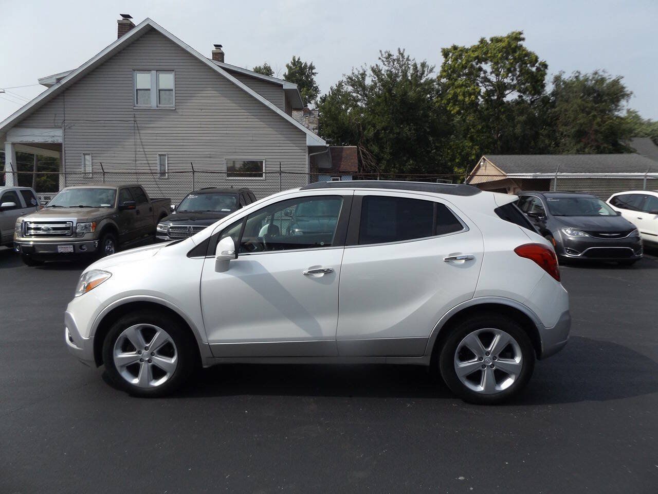 Used 2015 Buick Encore Leather AWD/4WD image 10