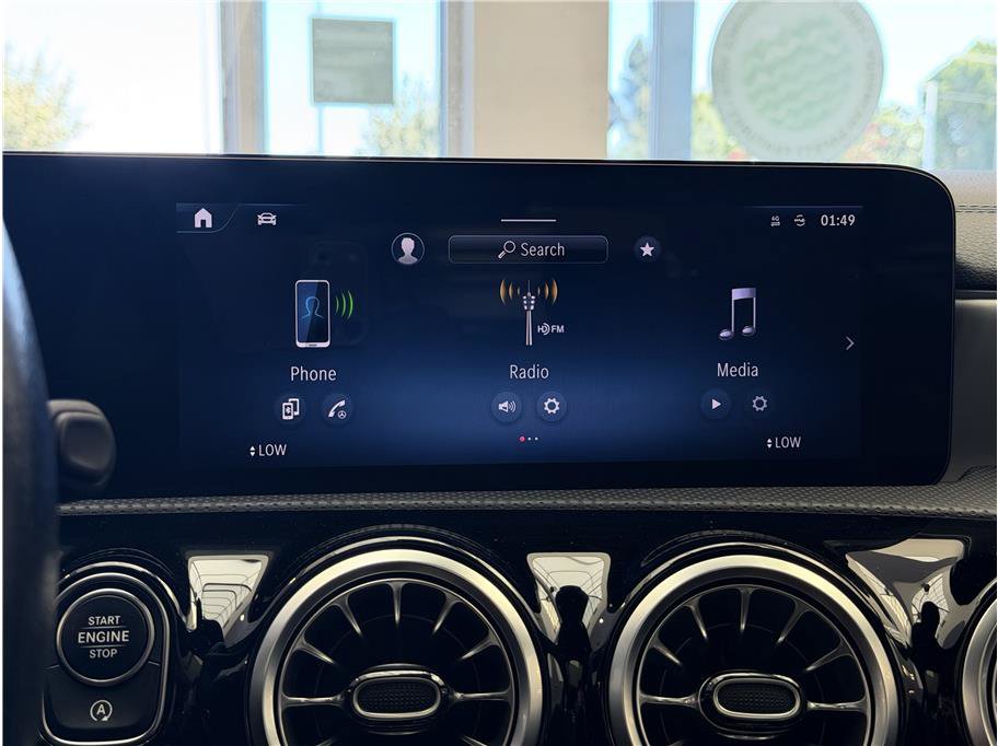 Used 2025 Mercedes-Benz CLA 250 4MATIC image 14