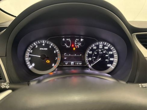 Used 2013 Nissan Sentra SV FWD image 33