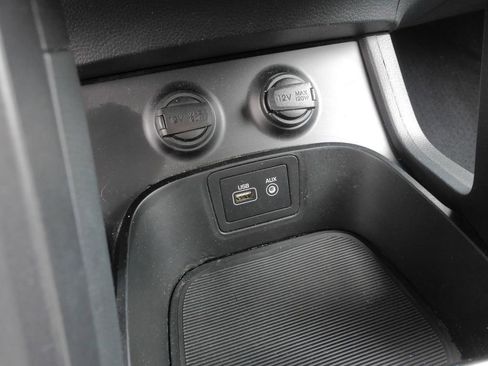 Used 2018 Hyundai Santa Fe Sport AWD/4WD image 26