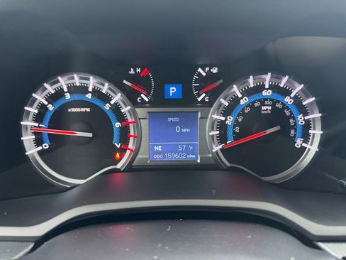 Used 2016 Toyota 4Runner Limited AWD/4WD image 14