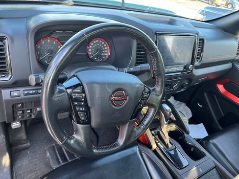 Used 2024 Nissan Frontier PRO-4X AWD/4WD image 10