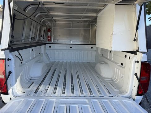 Used 2022 Chevrolet Colorado W/T image 13