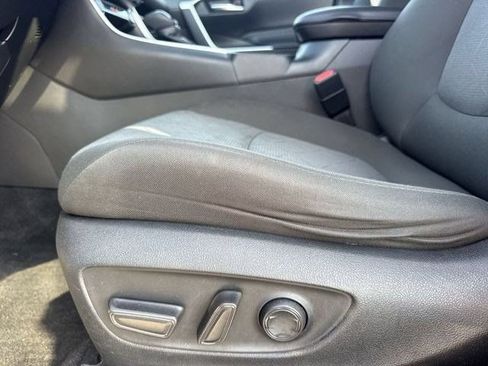Used 2023 Toyota RAV4 XLE w/ Convenience Package FWD image 13