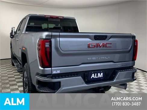 Used 2025 GMC Sierra 3500 Denali w/ Denali Reserve Package image 7