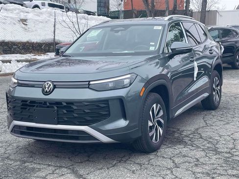 New 2026 Volkswagen Tiguan S image 4
