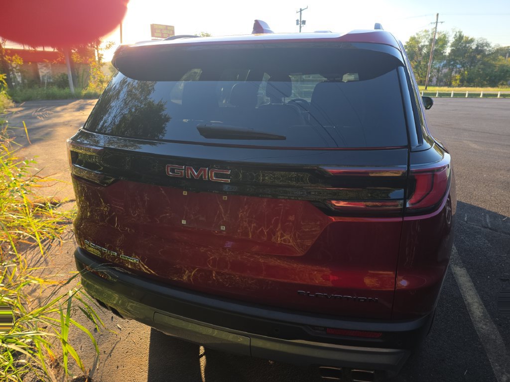 Used 2024 GMC Acadia Elevation w/ Super Cruise Package AWD/4WD image 4