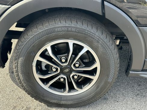 Used 2024 Ford Transit 350 XL image 14