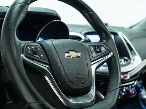 Used 2016 Chevrolet SS image 23