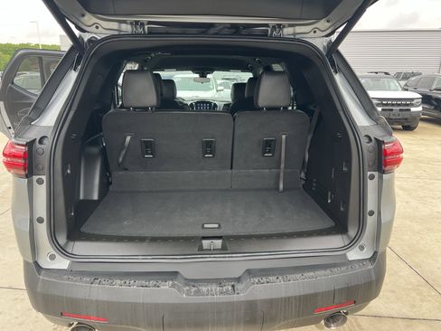Used 2023 Chevrolet Traverse LT FWD image 22