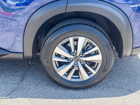 Used 2025 Nissan Pathfinder SL image 12