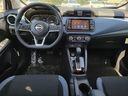 New 2025 Nissan Versa SV w/ Trunk Package image 10