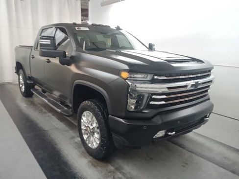 Used 2023 Chevrolet Silverado 3500 High Country w/ Z71 Off-Road Package image 2