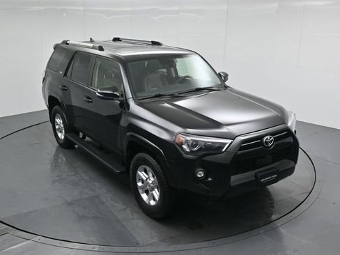 Used 2023 Toyota 4Runner SR5 Premium w/ Moonroof Package image 40