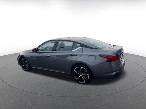 Used 2025 Nissan Altima 2.5 SR image 9