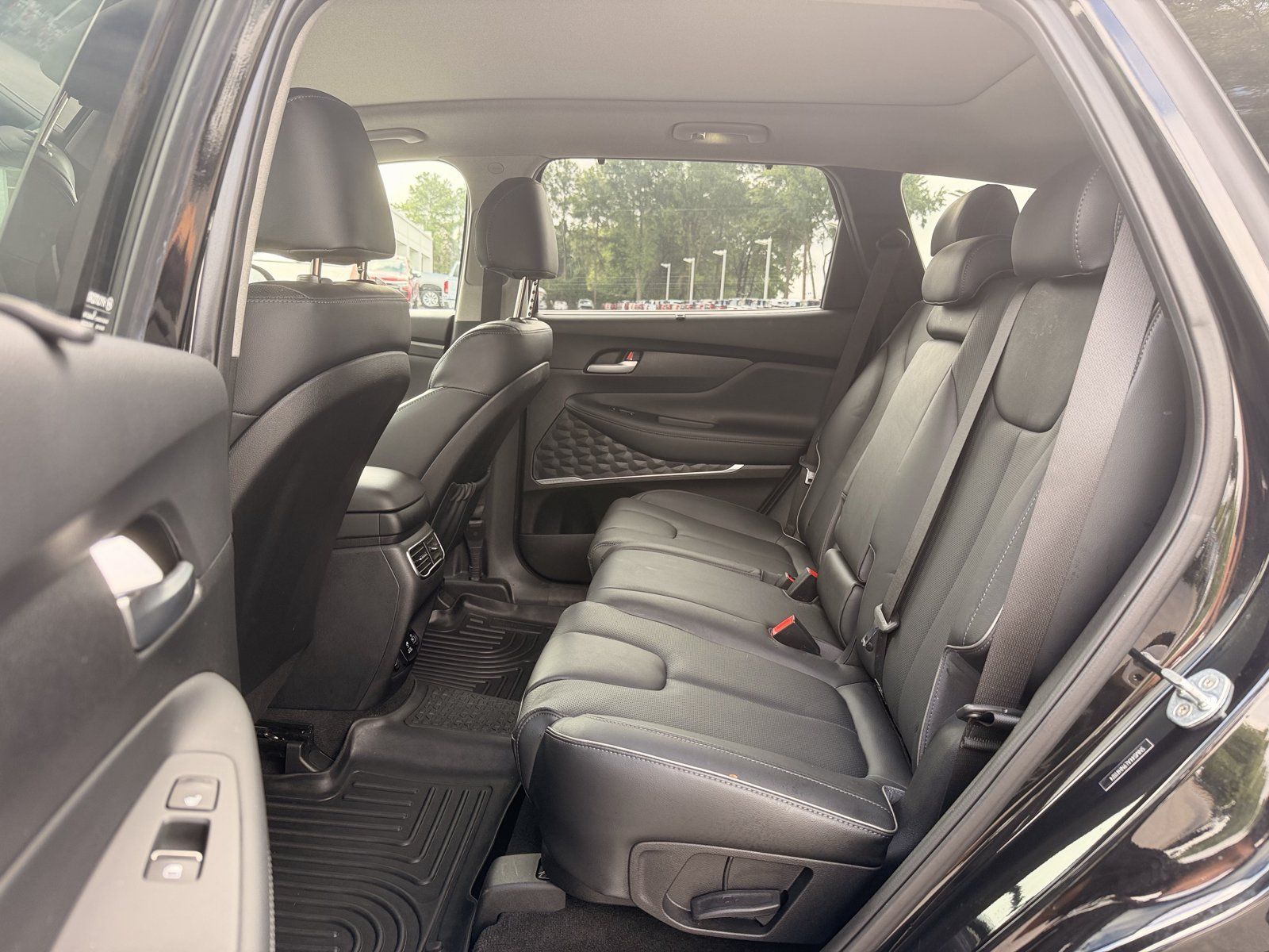 Used 2022 Hyundai Santa Fe Limited w/ Cargo Package FWD image 29