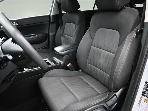 Used 2022 Kia Sportage LX AWD/4WD image 19