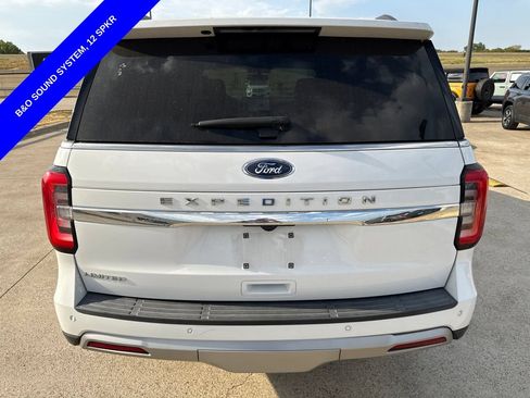 Used 2024 Ford Expedition Limited RWD image 9