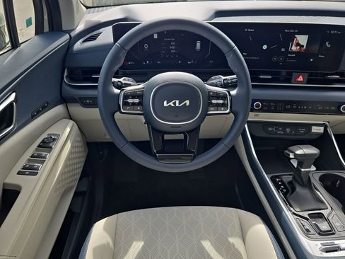 New 2026 Kia Carnival SX image 14