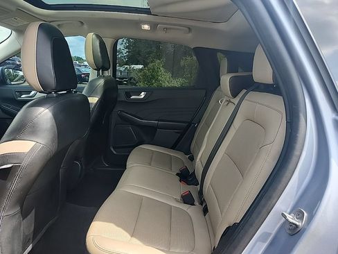 Used 2022 Ford Escape SEL w/ Technology Package FWD image 26