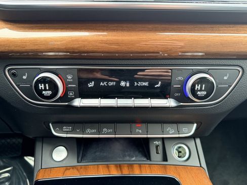 Certified 2023 Audi Q5 2.0T Premium w/ Convenience Package image 33