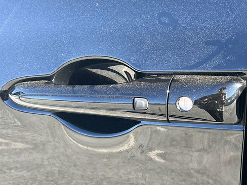 New 2026 Chrysler Pacifica Select w/ S Appearance Package FWD image 33