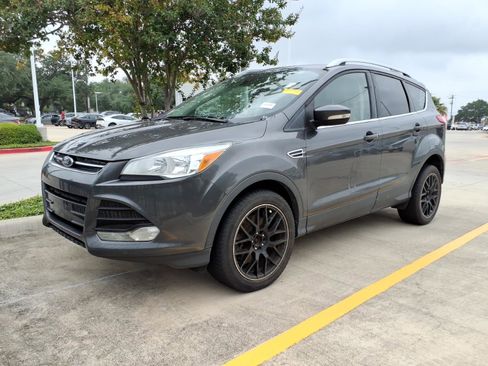 Used 2016 Ford Escape Titanium AWD/4WD image 1