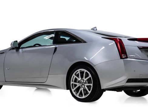 Used 2013 Cadillac CTS V image 4
