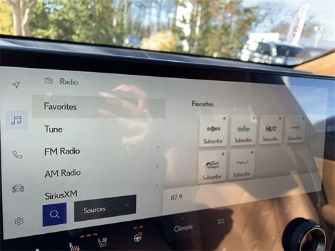 Used 2024 Lexus NX 300h AWD w/ Luxury Package image 24