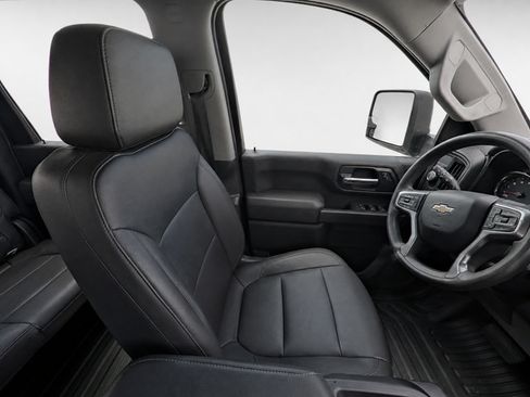 Used 2021 Chevrolet Silverado 2500 W/T w/ WT Safety Package RWD image 17