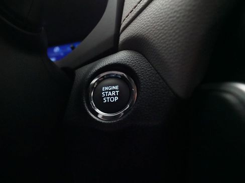 Used 2023 Toyota RAV4 XLE AWD/4WD image 30