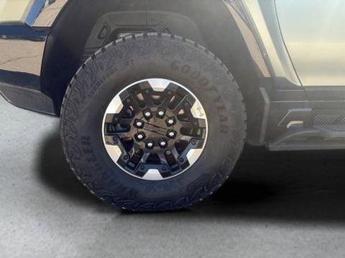 Used 2024 GMC Hummer EV 3X w/ Extreme Off-Road Package AWD/4WD image 34