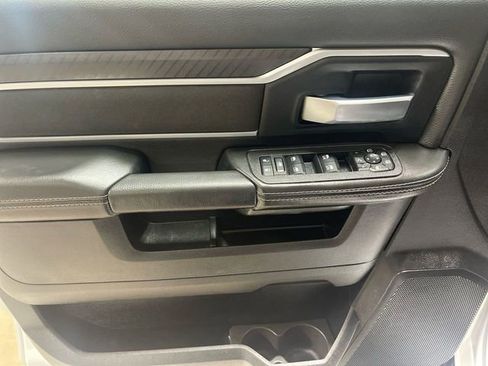 Used 2025 RAM 3500 Big Horn AWD/4WD image 13