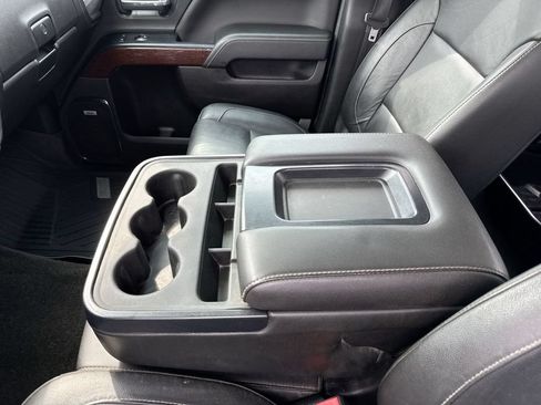 Used 2018 GMC Sierra 3500 SLT w/ Duramax Plus Package AWD/4WD image 17