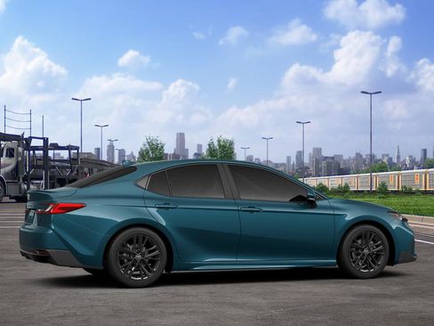 New 2026 Toyota Camry SE FWD image 13
