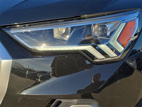 Certified 2024 Audi Q3 2.0T Premium Plus image 35