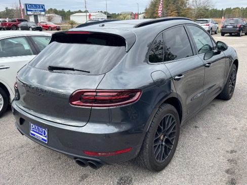 Used 2017 Porsche Macan GTS image 4