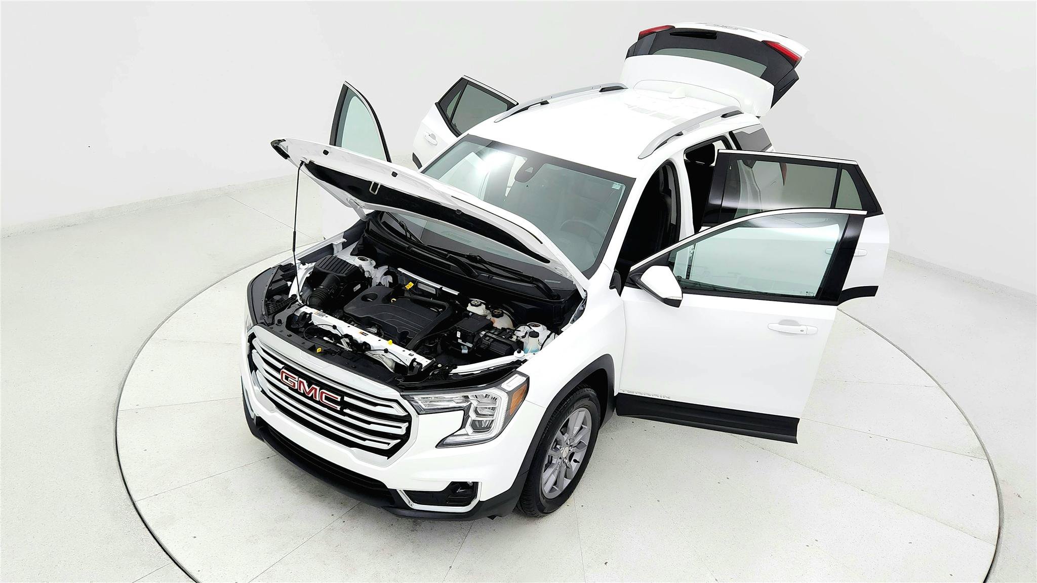 Used 2024 GMC Terrain SLT AWD/4WD image 21