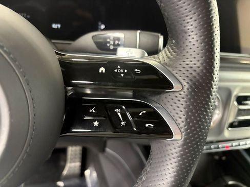 Used 2025 Mercedes-Benz G 550 G 550 w/ Exclusive Interior Package image 13