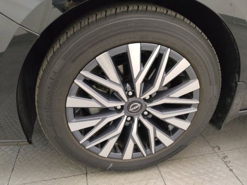 Used 2023 Nissan Altima 2.5 SV FWD image 31