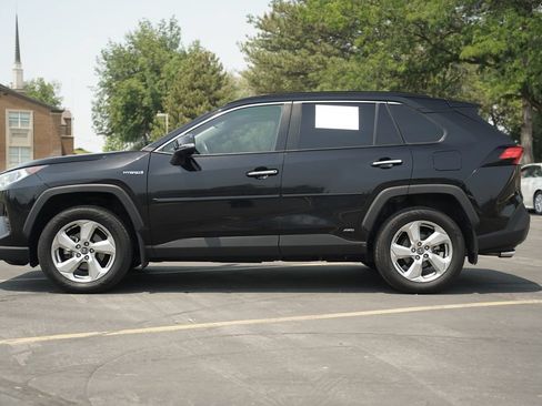 Used 2021 Toyota RAV4 Limited AWD/4WD image 2