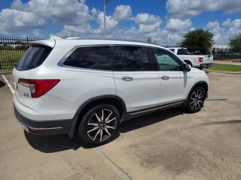 Used 2020 Honda Pilot Elite image 4