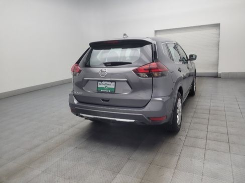 Used 2020 Nissan Rogue S FWD image 9