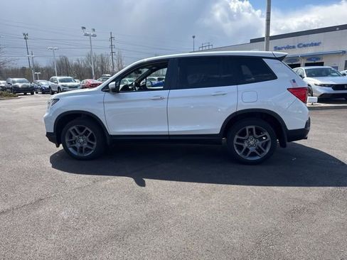 Used 2023 Honda Passport EX-L image 16