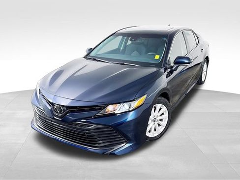 Used 2018 Toyota Camry LE w/ Audio Package FWD image 1