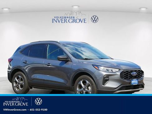 Used 2025 Ford Escape ST-Line AWD/4WD image 1