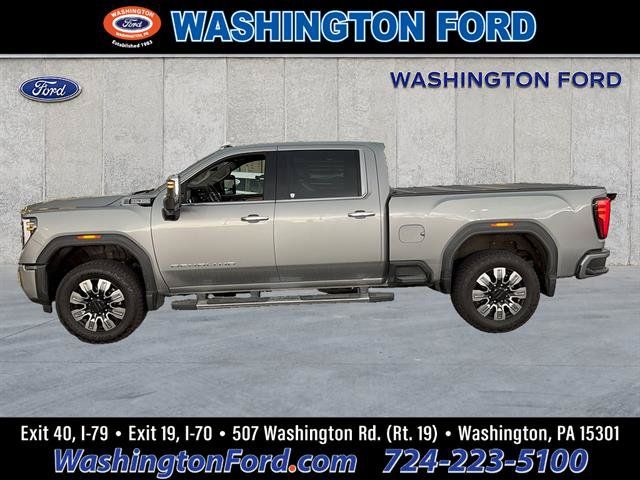 Used 2025 GMC Sierra 2500 Denali w/ Denali Reserve Package AWD/4WD image 2