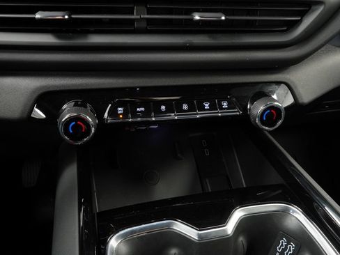 New 2026 Chevrolet Silverado EV LT AWD/4WD image 17
