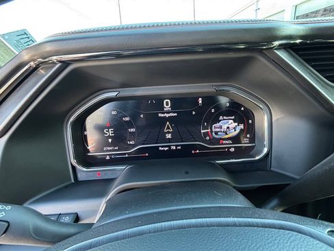 Used 2024 GMC Sierra 2500 AT4 w/ AT4 Premium Plus Package image 5