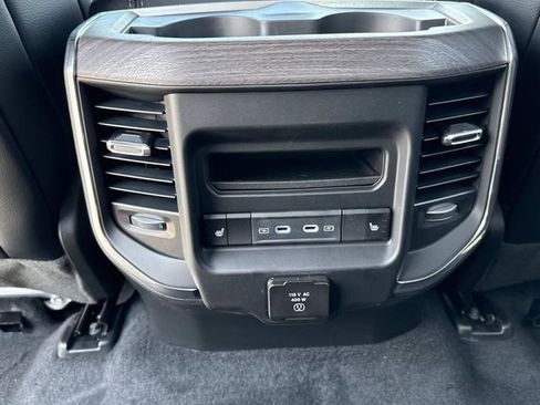 New 2026 RAM 1500 Laramie AWD/4WD image 32